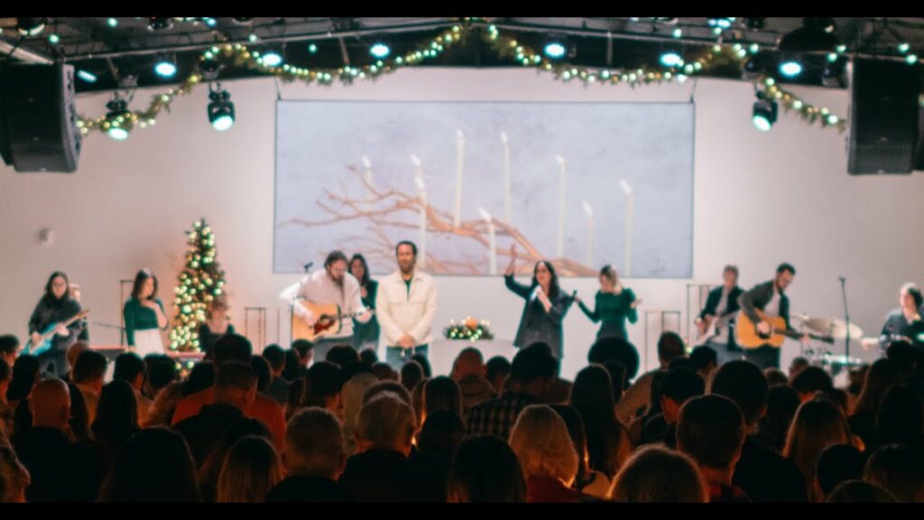 Christmas At Colonial